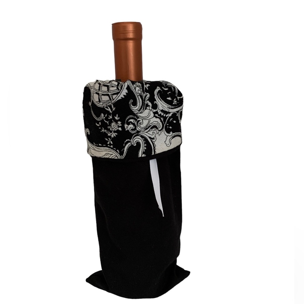 Paisley Cloth Ribbon Tied Wine Bottle Holder Tote Sleeve Black White